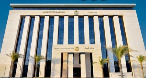وزير العمل وجّه بتكثيف حملات السلامة والصحة المهنية.. حماية للعمال وتأمينًا للمنشآت ودعمًا لزيادة الإنتاج