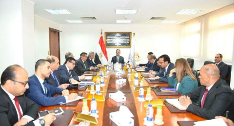  وزير التموين يترأس غرفة عمليات متابعة تنفيذ مبادرة خفض أسعار السلع