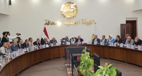 الدكتور محمود عصمت وزير الكهرباء والطاقة المتجددة