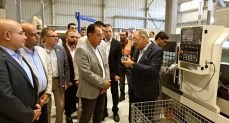 باستثمارات 7.5 مليون دولار.. رئيس الوزراء يفتتح توسعات شركة سيراج بمصنع "فلير" لأنظمة الإضاءة الحديثة