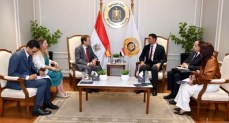 وزير الصناعة