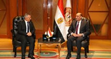 وزير العمل يلتقي نظيره اليمني لبحث تعزيز التعاون في التشغيل 