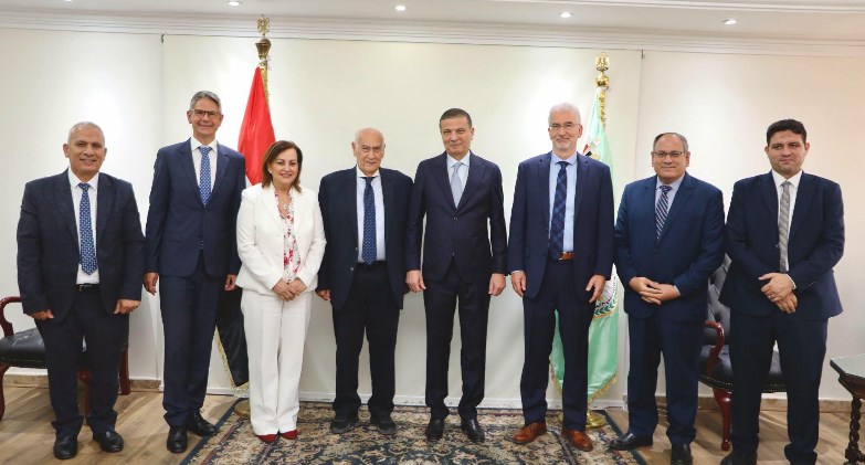 وزير الزراعة يلتقي وفدًا علميًا ألمانيًا من جامعة ميونيخ التقنية لبحث تكنولوجيات تطوير أنظمة الإنتاج