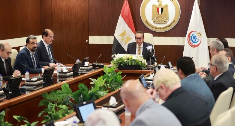 وزير الصحة يشهد مراسم القرعة العلنية لاختيار أعضاء البعثة الطبية لموسم حج 1448 هـ / 2027 م