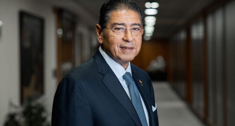  هشام عز العرب