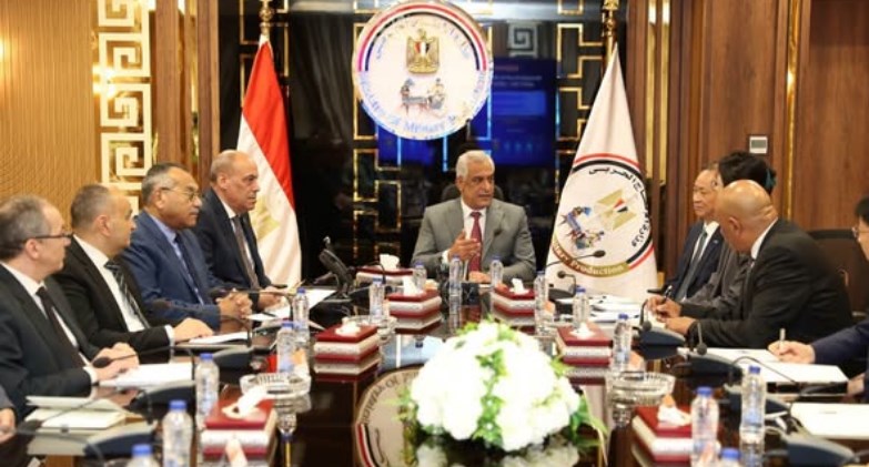 وزير الدولة للإنتاج الحربي