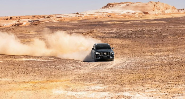 Geely Monjaro EM-i Sets New GUINNESS WORLD RECORD in Sahara